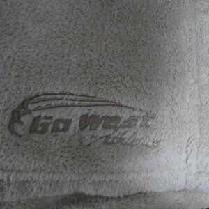 GO WEST ATHLETICS | Warm - Soft - Cozy - Comfy | Fleece Blanket - Throw